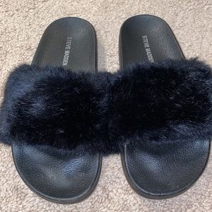 Steve Madden Fluffy Slides